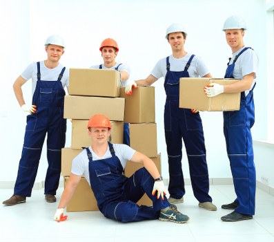 Van loading safety checks at the start of a moving job